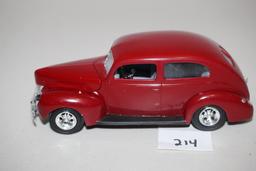 Assembled Model Car, Plastic, 7"