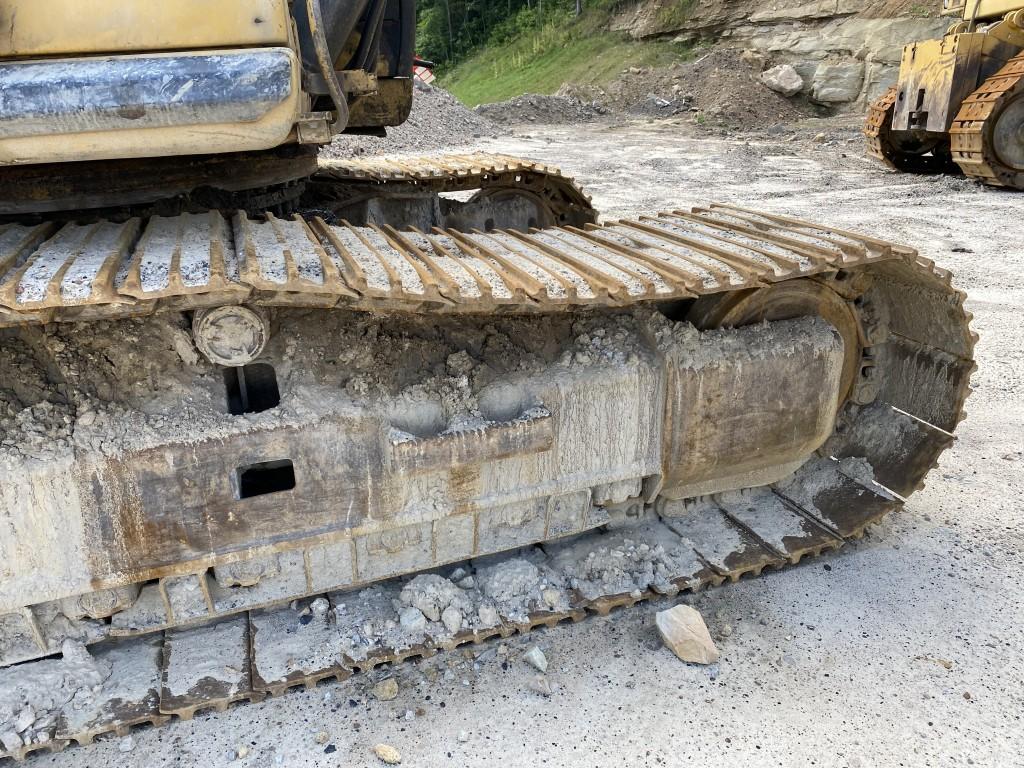 CATERPILLAR 330D L EXCAVATOR, S/N: CAT0330DLMWP00588, 15,271 HOURS SHOWING, CAT REMAN C-9 DIESEL