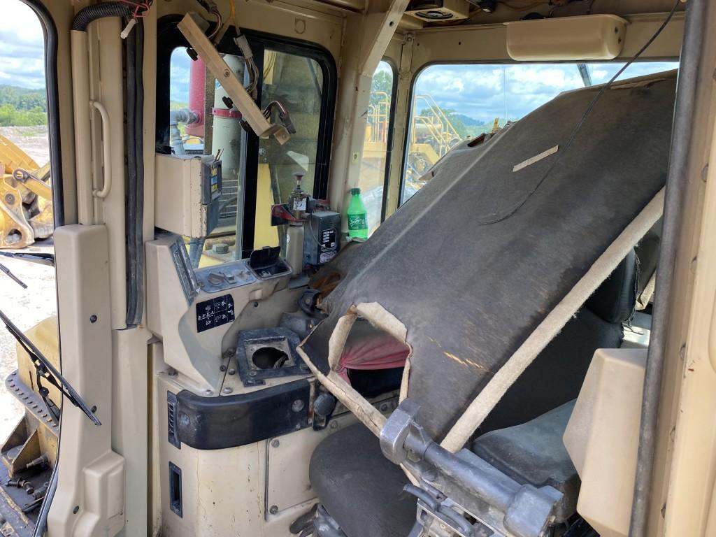 CATERPILLAR D10R DOZER, S/N: AKT00524, CAT 3412E DIESEL ENGINE, COMES WITH 16'6'' WIDE DOZER