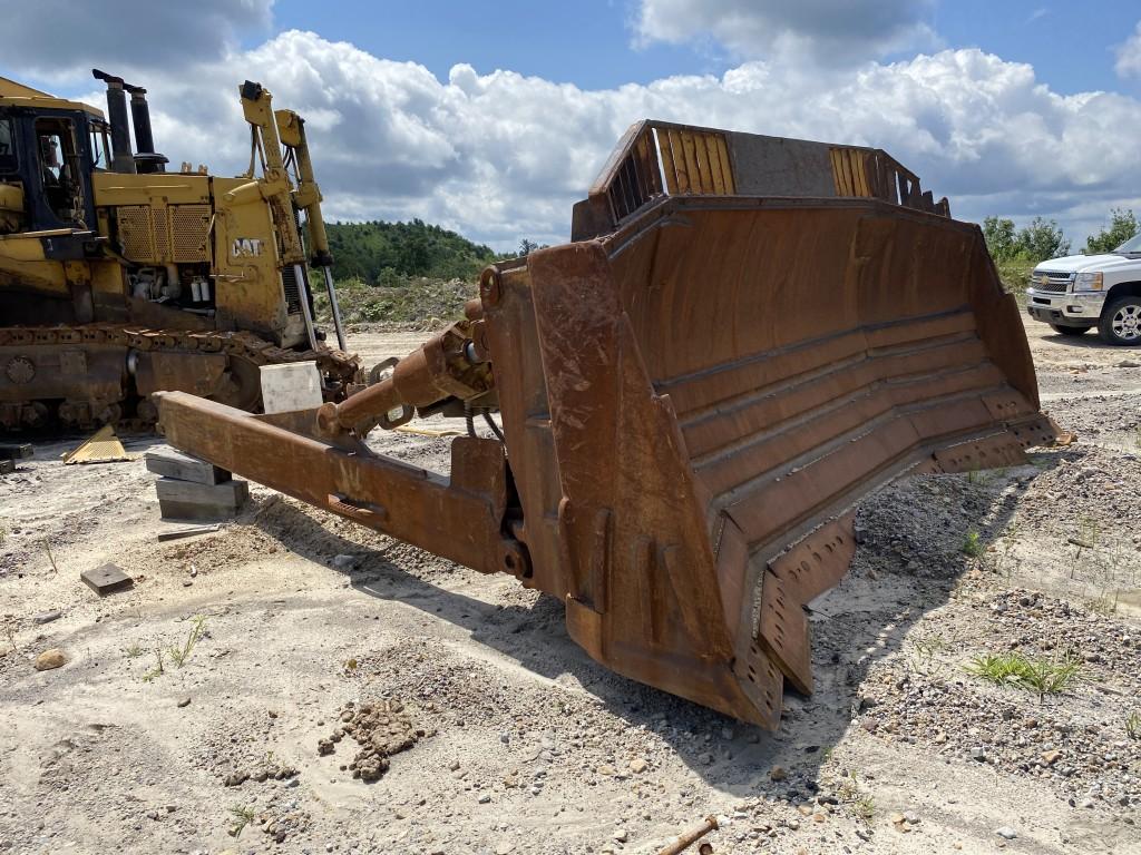 CATERPILLAR D10R DOZER, S/N: AKT00524, CAT 3412E DIESEL ENGINE, COMES WITH 16'6'' WIDE DOZER