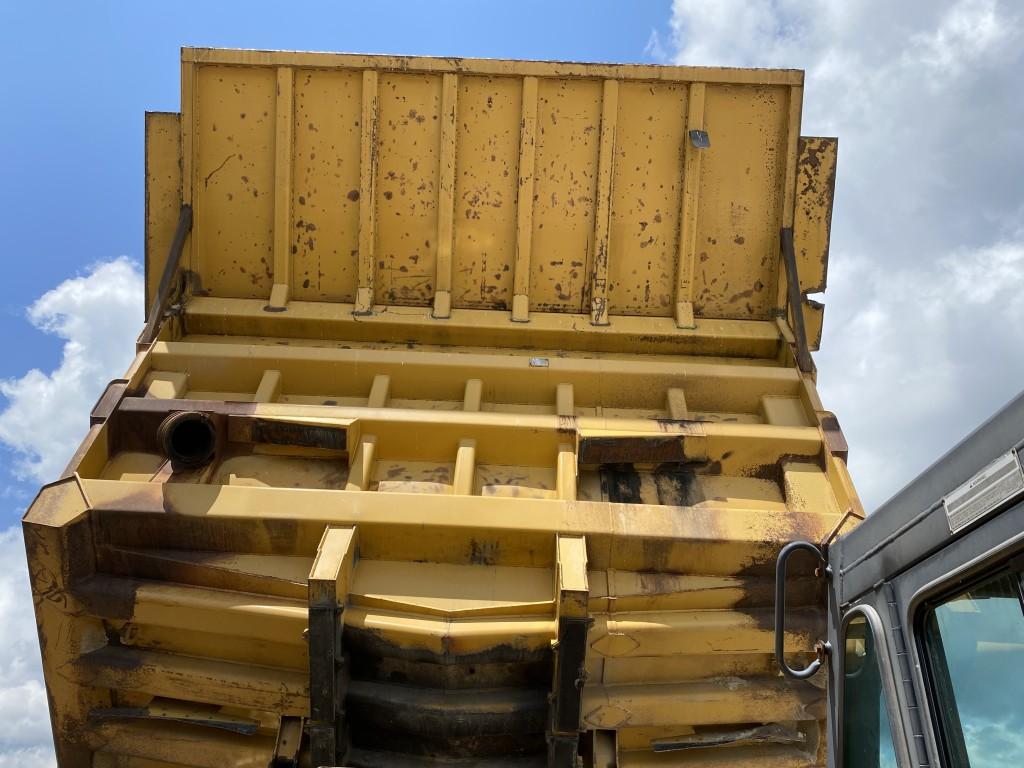 CATERPILLAR 777D OFF-ROAD DUMP TRUCK, CAT DIESEL ENGINE, 7-SPEED WITH REVERSE, HYDRAULIC DUMP BOX,