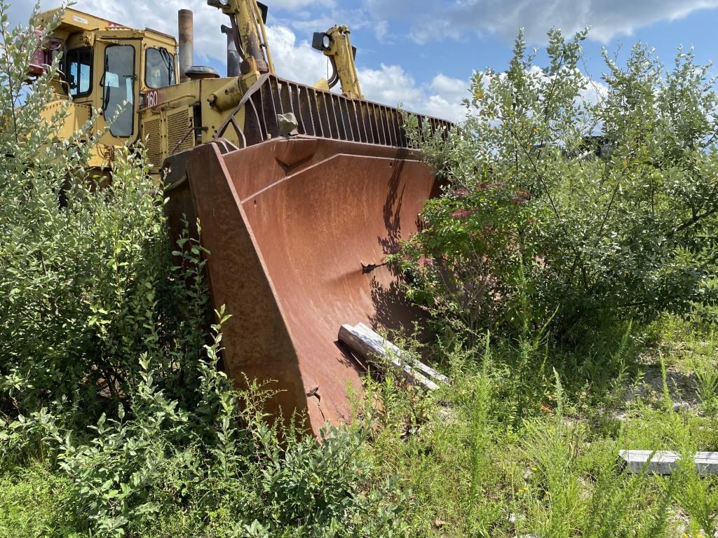 CATERPILLAR D11N DOZER, S/N: 74701030, CAT DIESEL ENGINE, 40,269 HOURS SHOWING, HAS BLADE, REAR