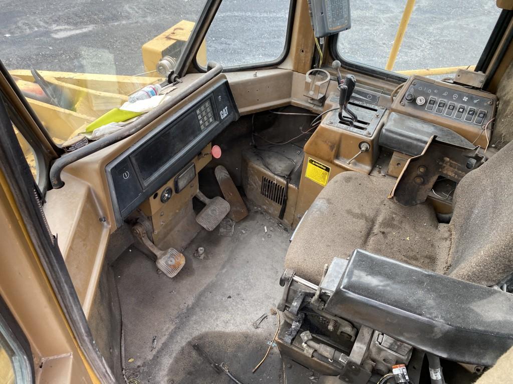 1995 CATERPILLAR 988F SERIES II WHEEL LOADER, ARTICULATING, 4WD, 8 YARD BUCKET, CAT 3408E DIESEL