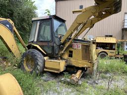 1995 CATERPILLAR 436B LOADER BACKHOE, 25/80-18 TIRES, MISSING TIRES, 15,030 HOURS SHOWING, RUNNING