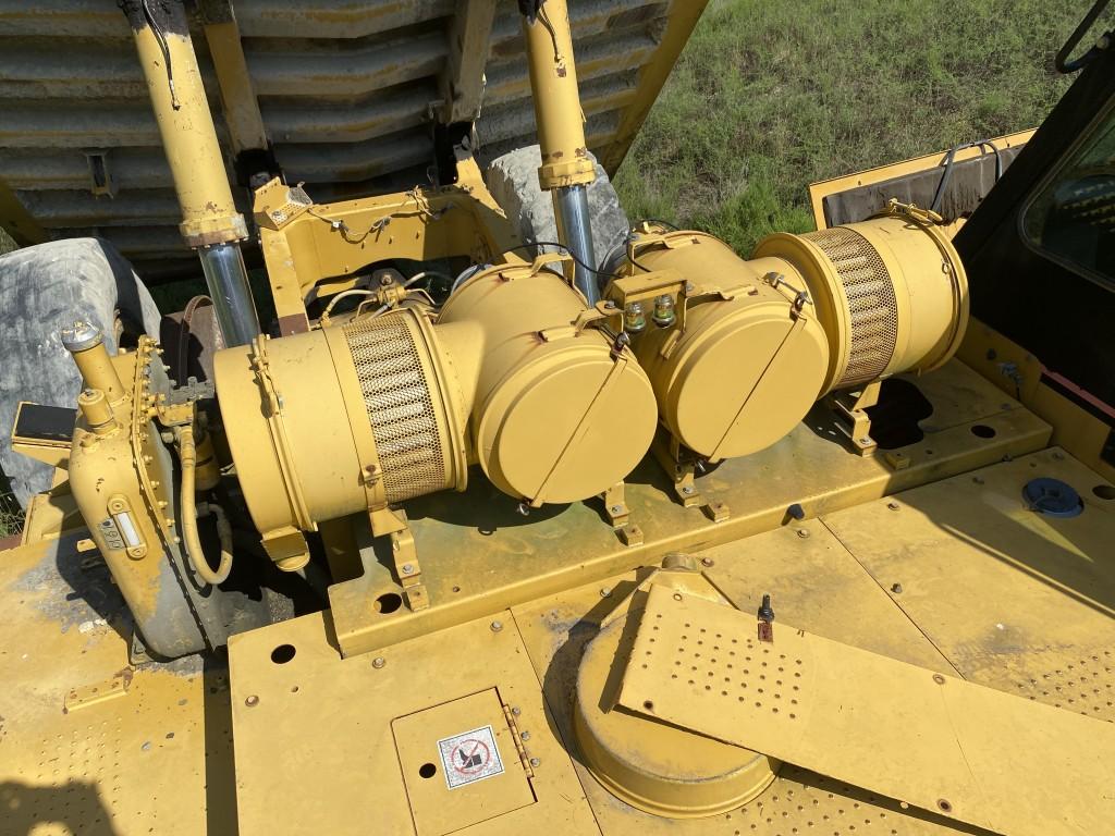 CATERPILLAR 777D ROCK TRUCK, RIGID FRAME, S/N: 00777DAAGC01816, HOURS N/A, MISSING FRONT AXLE,
