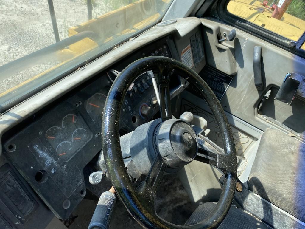 CATERPILLAR 777D ROCK TRUCK, RIGID FRAME, S/N: 00777DAAGC01816, HOURS N/A, MISSING FRONT AXLE,