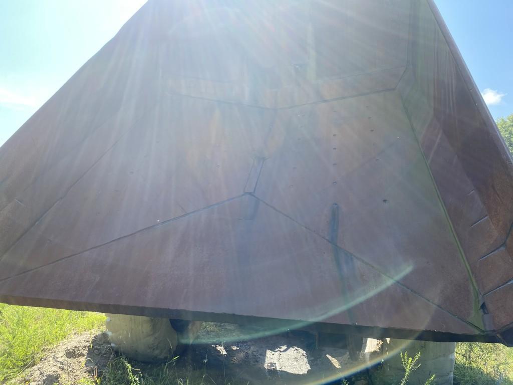 CATERPILLAR 777D ROCK TRUCK, RIGID FRAME, S/N: 00777DAAGC01816, HOURS N/A, MISSING FRONT AXLE,
