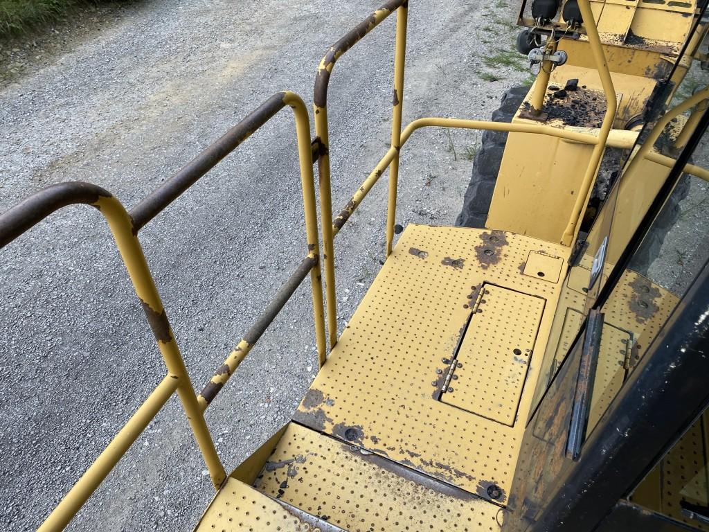 2005 CATERPILLAR 988G WHEEL LOADER, 8 YARD GP BUCKET, 4WD, 35/65-33 TIRES, RUNS AND OPERATES, S/N