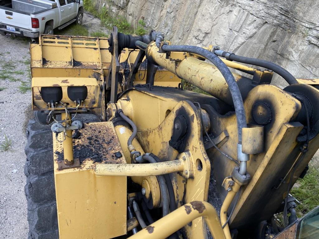 2005 CATERPILLAR 988G WHEEL LOADER, 8 YARD GP BUCKET, 4WD, 35/65-33 TIRES, RUNS AND OPERATES, S/N