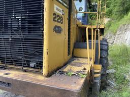 2005 CATERPILLAR 988G WHEEL LOADER, 8 YARD GP BUCKET, 4WD, 35/65-33 TIRES, RUNS AND OPERATES, S/N