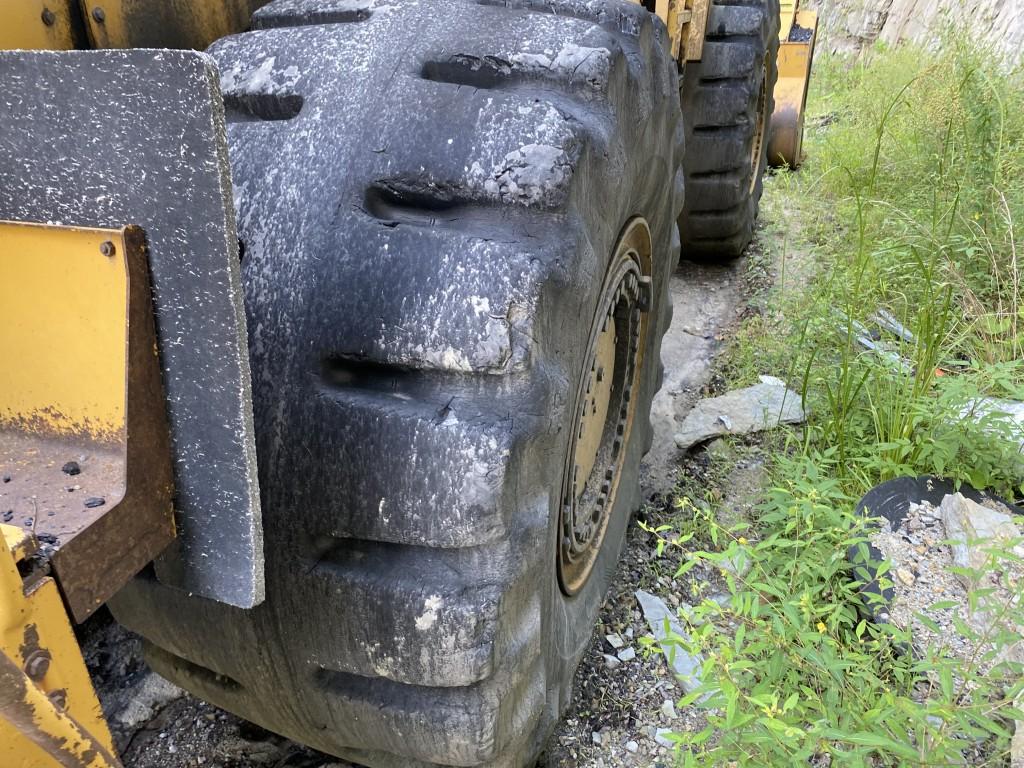 2005 CATERPILLAR 988G WHEEL LOADER, 8 YARD GP BUCKET, 4WD, 35/65-33 TIRES, RUNS AND OPERATES, S/N