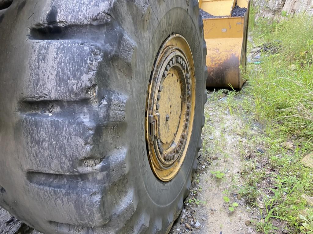 2005 CATERPILLAR 988G WHEEL LOADER, 8 YARD GP BUCKET, 4WD, 35/65-33 TIRES, RUNS AND OPERATES, S/N