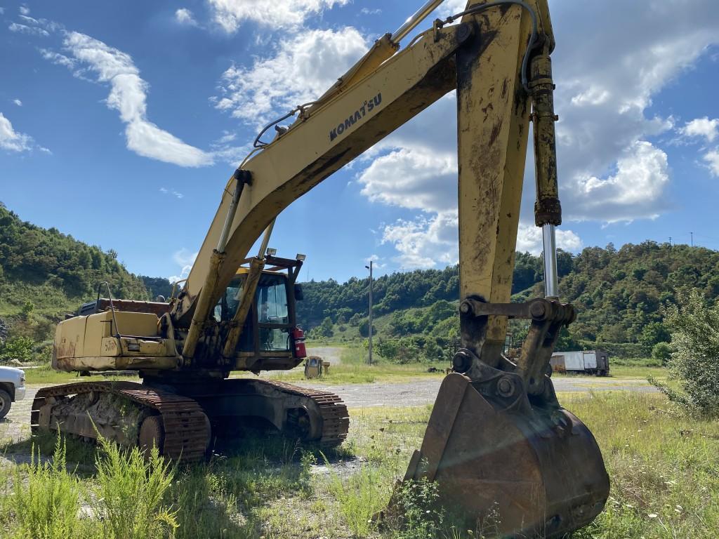 2001 KOMATSU PC400LC-6LM HYDRAULIC EXCAVATOR, ENCLOSED CAB, S/N: A85347, APPROX. HOURS 12,835,