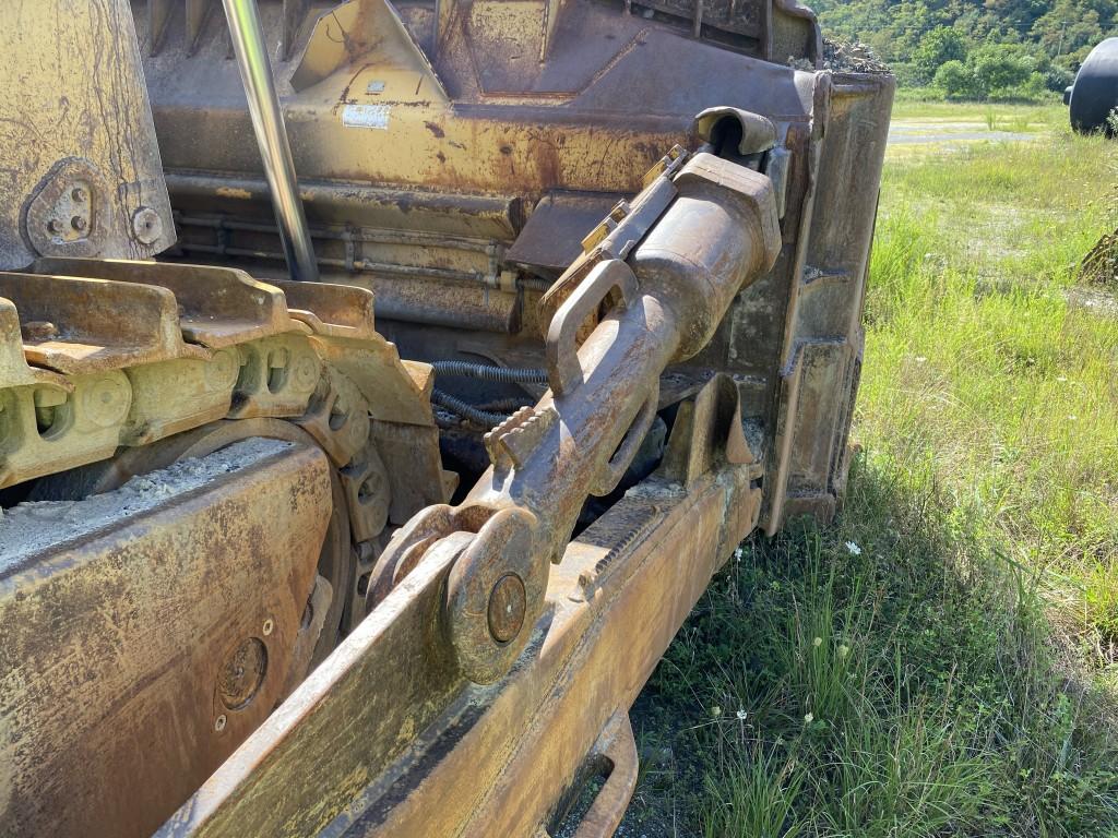 2001 CATERPILLAR D10R DOZER, ENCLOSED CAB, S/N: 3KR01773, 38,114 HOURS, 206'' BLADE, 24'' TRACK SHOE