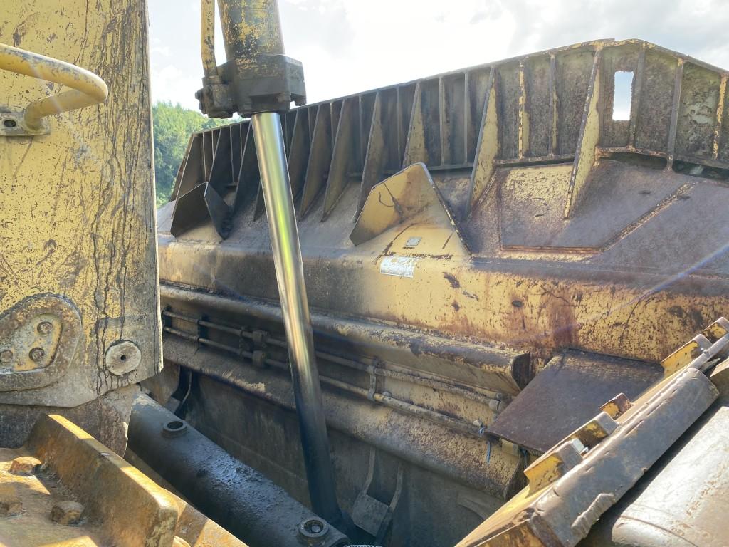 2001 CATERPILLAR D10R DOZER, ENCLOSED CAB, S/N: 3KR01773, 38,114 HOURS, 206'' BLADE, 24'' TRACK SHOE