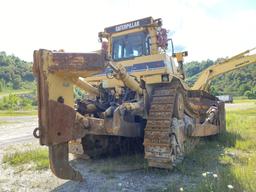 2001 CATERPILLAR D10R DOZER, ENCLOSED CAB, S/N: 3KR01773, 38,114 HOURS, 206'' BLADE, 24'' TRACK SHOE