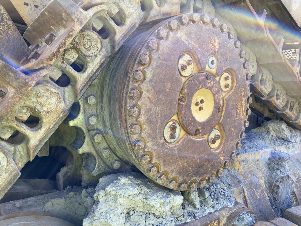 2001 CATERPILLAR D10R DOZER, ENCLOSED CAB, S/N: 3KR01773, 38,114 HOURS, 206'' BLADE, 24'' TRACK SHOE