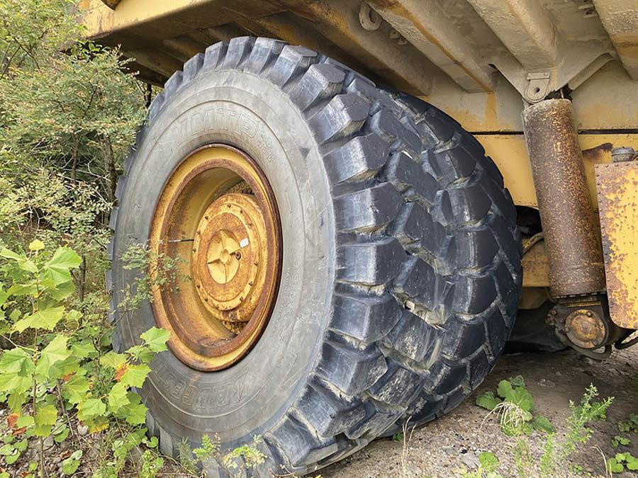 1998 CATERPILLAR 785B, ROCK TRUCK, RIGID FRAME, ENCLOSED CAB, S/N: 6HK0078, APPROX. 71,744 HOURS,