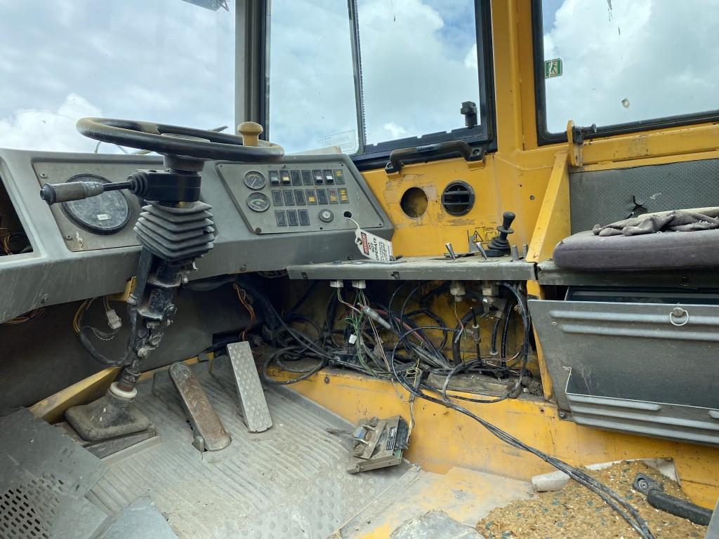 1997 VOLVO A30C ARTICULATED OFF-HIGHWAY TRUCK, ENCLOSED CAB, S/N: A30CV2693, HOURS, N/A, REAR