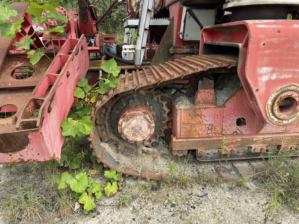 1999 SUPERIOR HIGH WALL MINER, (2) 400-HP HORIZONTAL DRIVES, (2) CUTTING HEADS, APPROX. (50)