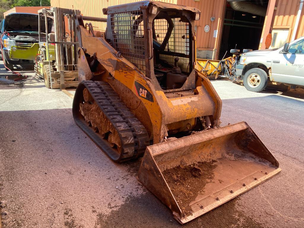 2012 Caterpillar 259B3 Compact Track Loader Skid Steer w/ rubber tracks, 4,596 hours, PIN