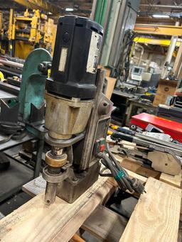 Slugger JM 5000 Magnetic Base Drill Press