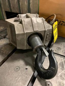 Port-A-Weight 4250 Digital Crane Scale, 2,000 x 1 LB.