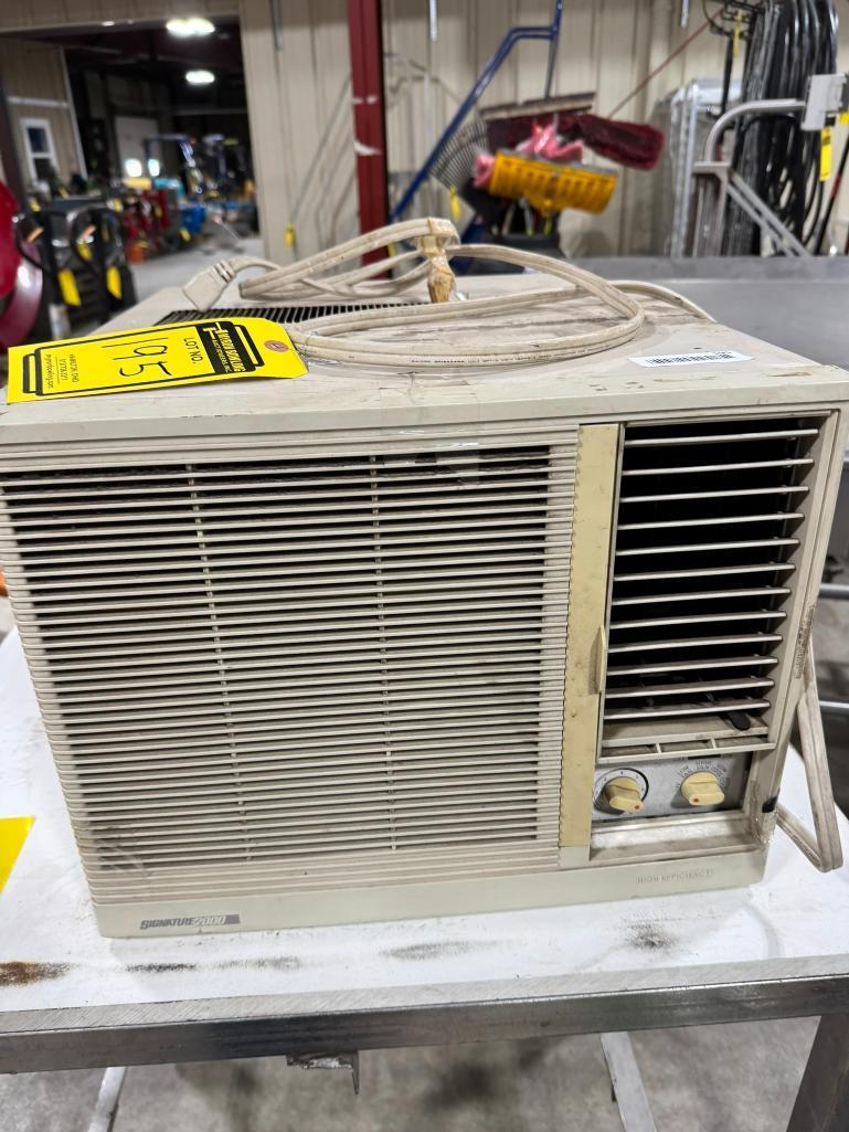 Signature 2000 Room Air Conditioner, Single Phase, Model KMJ-5819