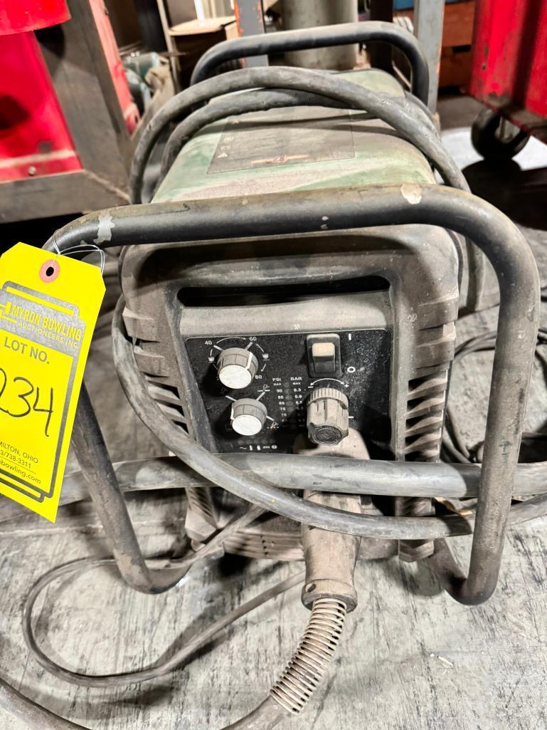Victor Plasma Cutter, Model CUT MASTER 42 ($10 Loading fee will be added to buyer's invoice)