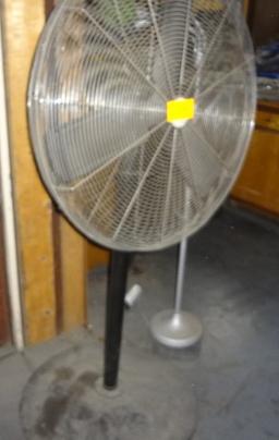 Pedestal Fan and Light