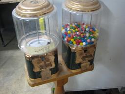 Refrigerated Vending machine gumball machine