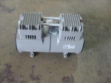 Thomas Model 2807CGH172 Compressor/Vacuum Pump