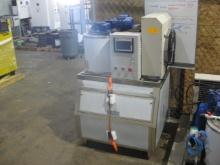 Flake Ice Machine and Bin Model MIF0.35T-R4a SN 20221215778