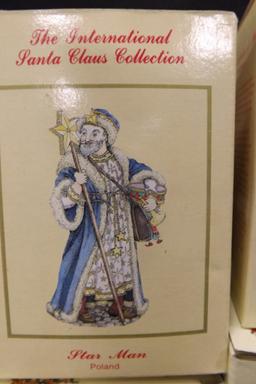 International Santa Collection in box (8)