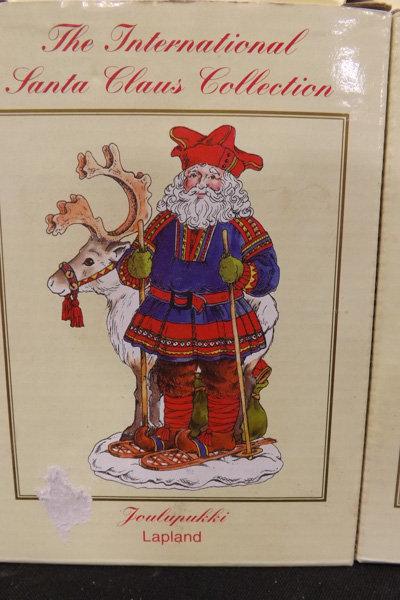 International Santa Collection in box (8)