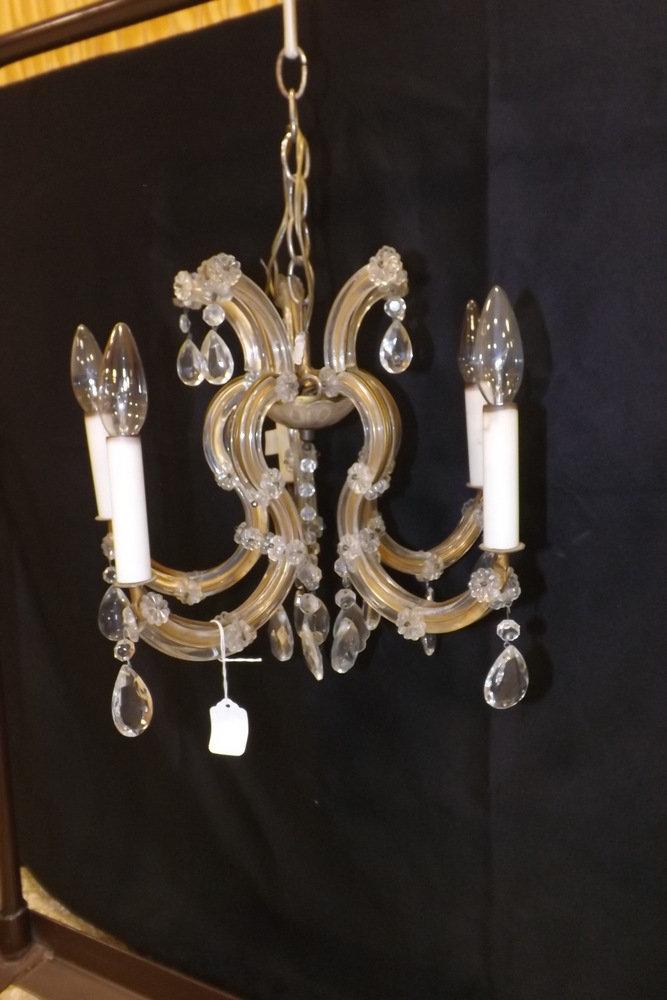 Chandelier w/Prisms