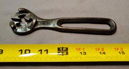 Spanner Wrench / Nut Removal Tool