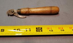 Wood Handled Tack Puller