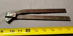 Sheet Metal Nipping Pliers OR Monkey Link Snow Chain Tool