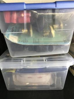 Contents of items on 3 shelves lot