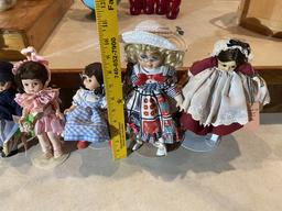 Group lot of six collector dolls