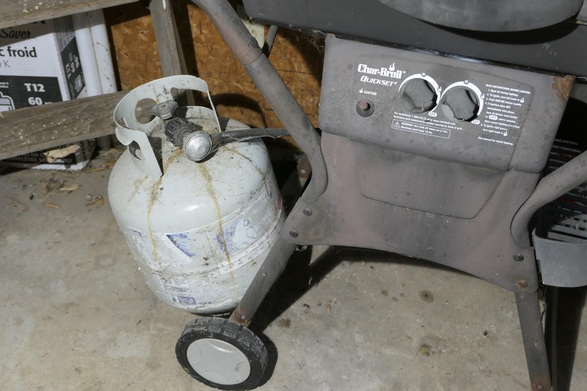 BBQ Grill, Shelf, contents and more lot