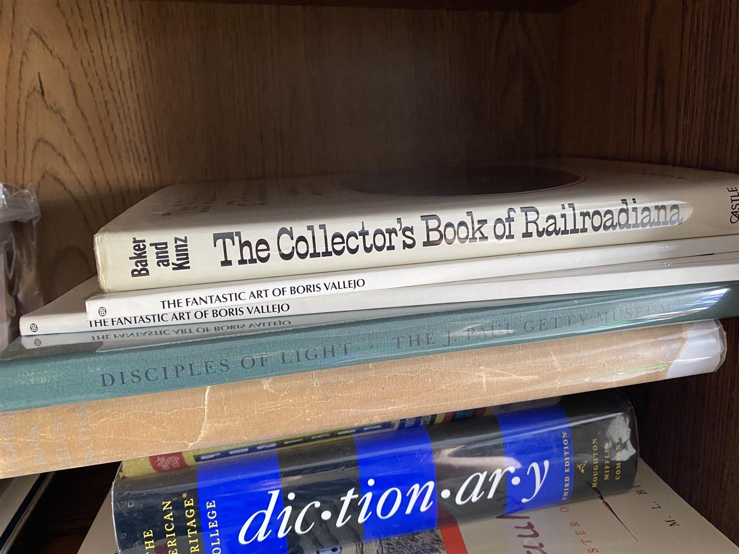 Group lot of assorted books - Art, paperbacks, collectibles and more