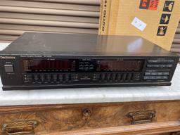 Vintage Technica SH-8058 Equalizer