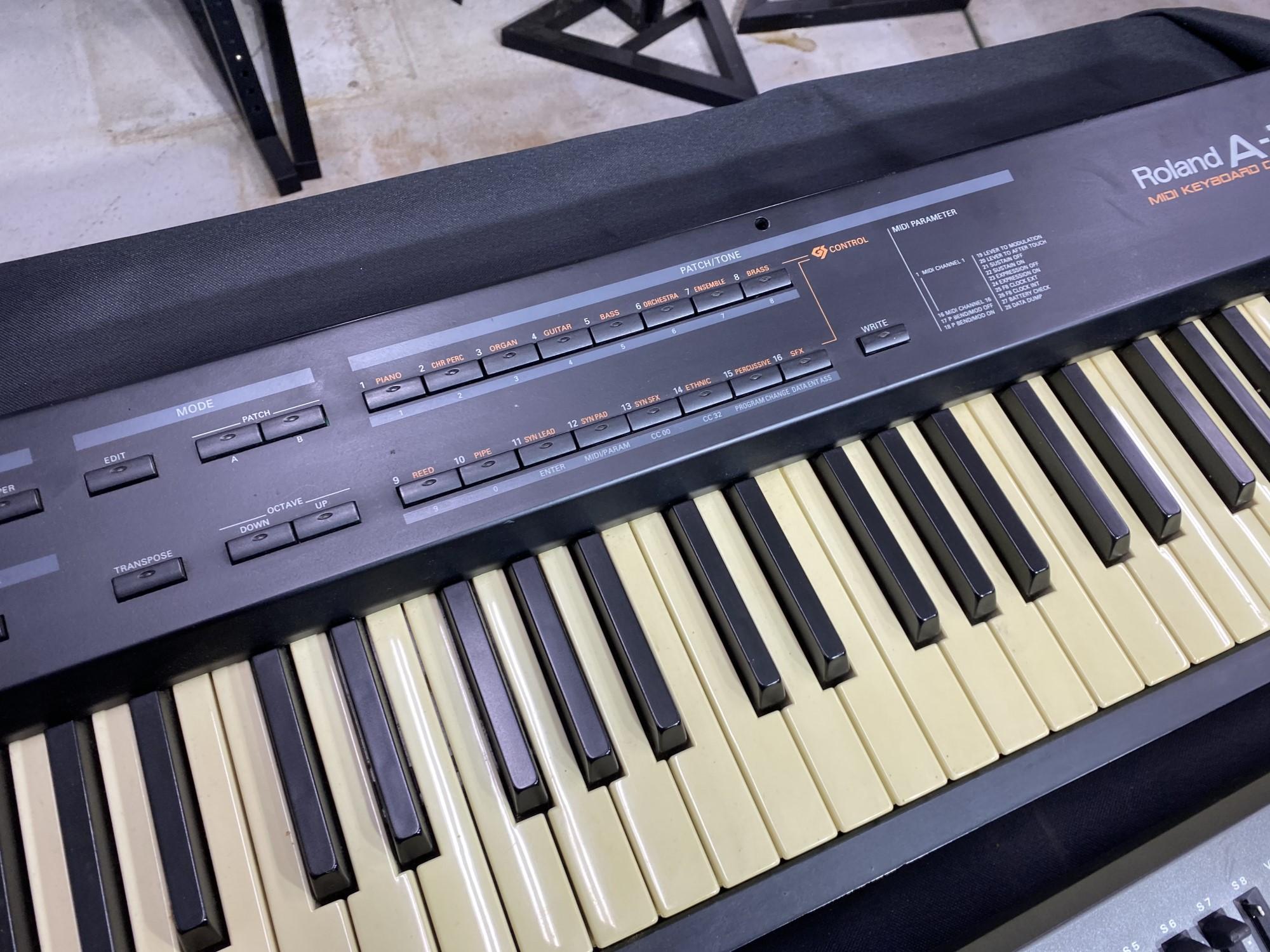 2 Roland Midi Controller Keyboards