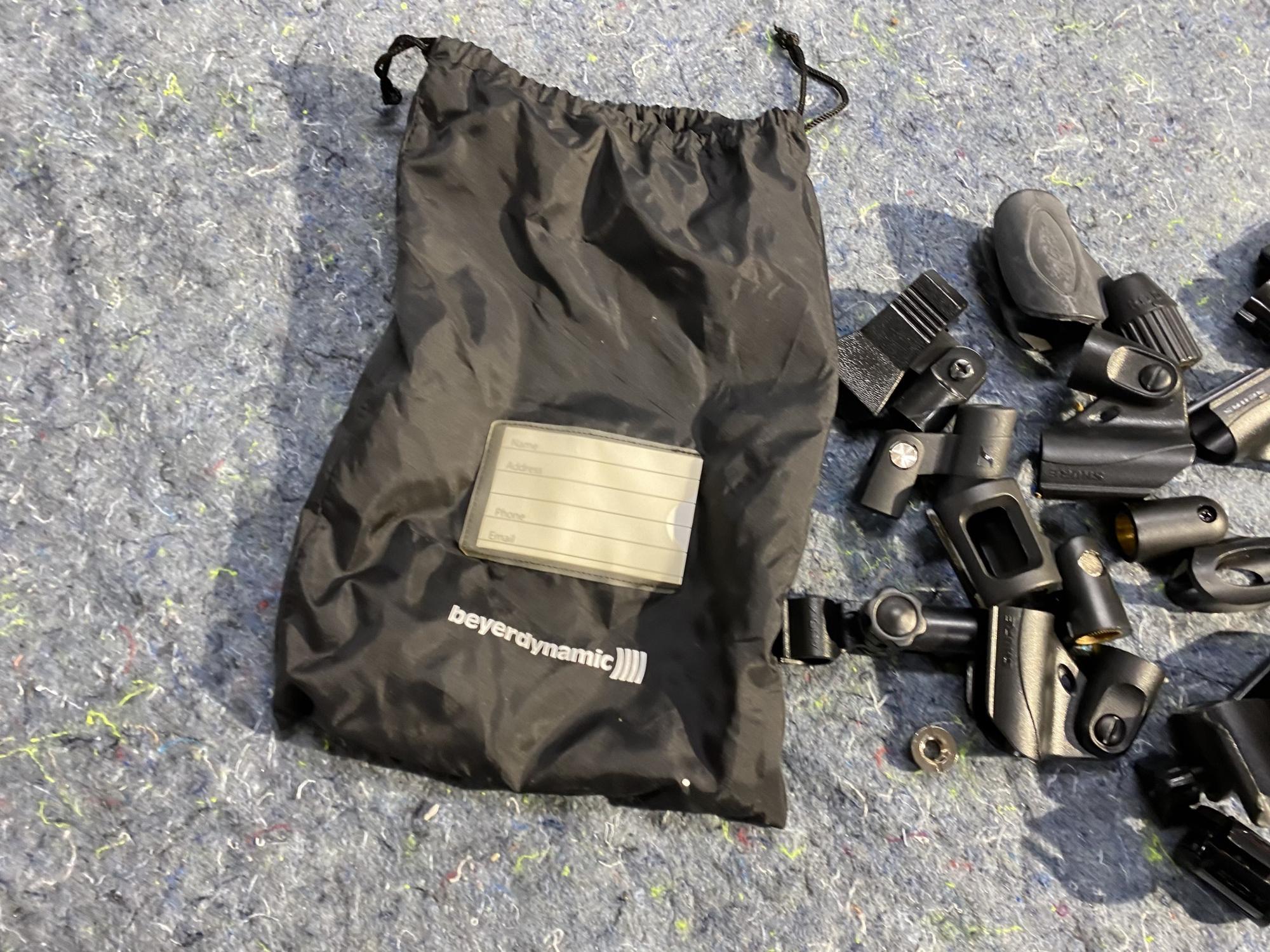 Group lot of Shure and other microphone mounts