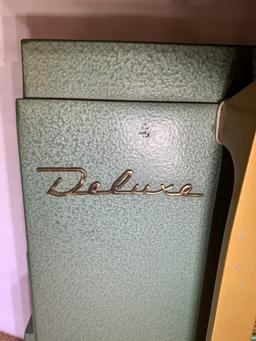Vintage Realist 620 Projector Model 3151.