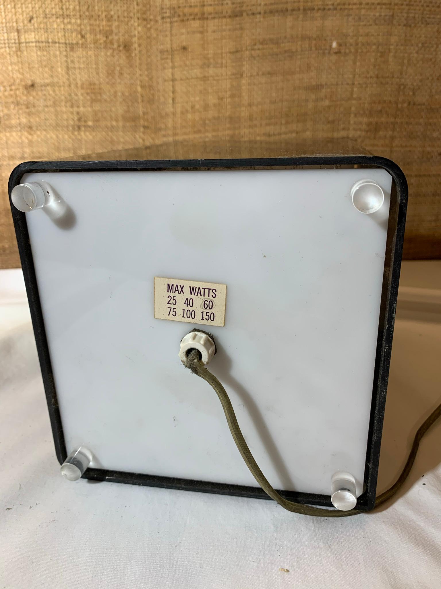 Unusual MCM Light.  See Photos..