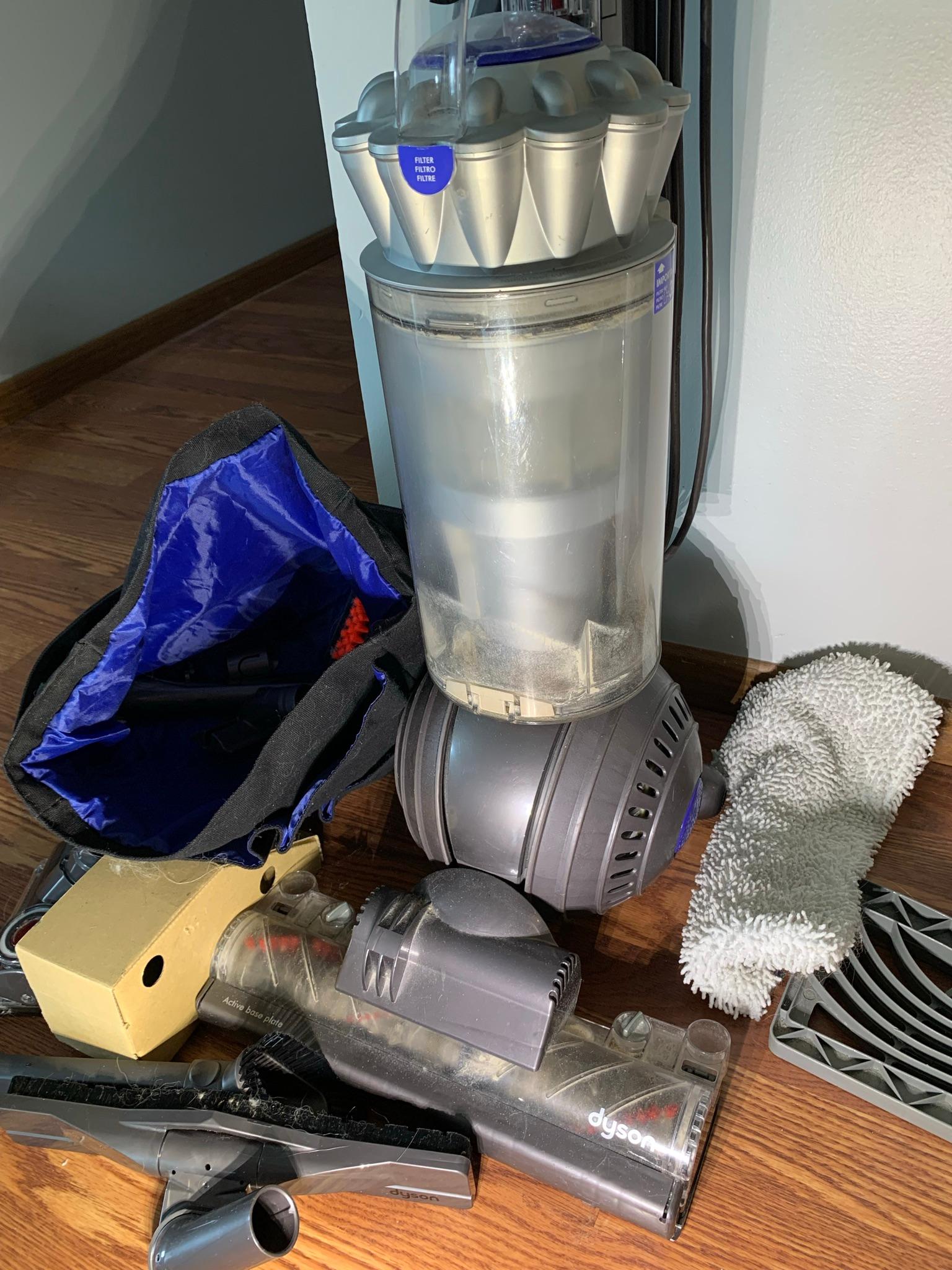 Shark & Dyson Cleaning Items