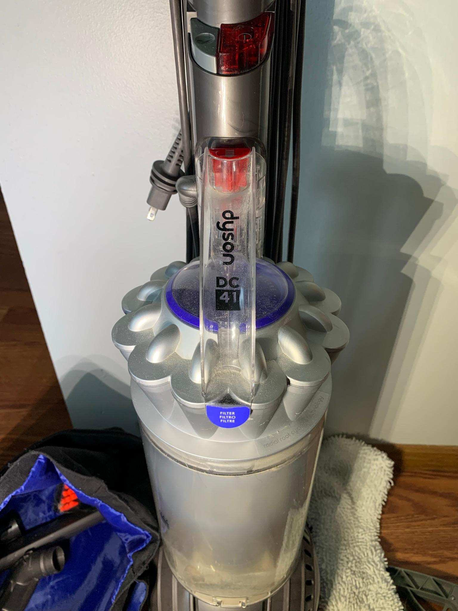 Shark & Dyson Cleaning Items